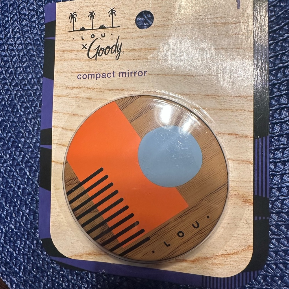 Lou x Goody Compact Mirror - Picture 2 of 3